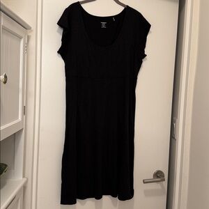 Toad&Co Black Short Sleeve A-Line 'Nena' Dress